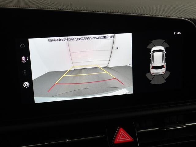 KIA e-Niro EV Edition Advanced 64.8 kWh | Snel leverbaar! | Navigatie | Parkeercamera | Verwarmde voorstoelen | Stuurwiel verwarmd |