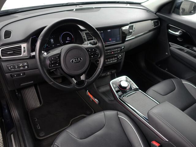 KIA e-Niro ExecutiveLine 64 kWh Aut- Stuur/Stoelverwarming, Stoelventilatie, Carplay, JBL Audio, Camera, Memory