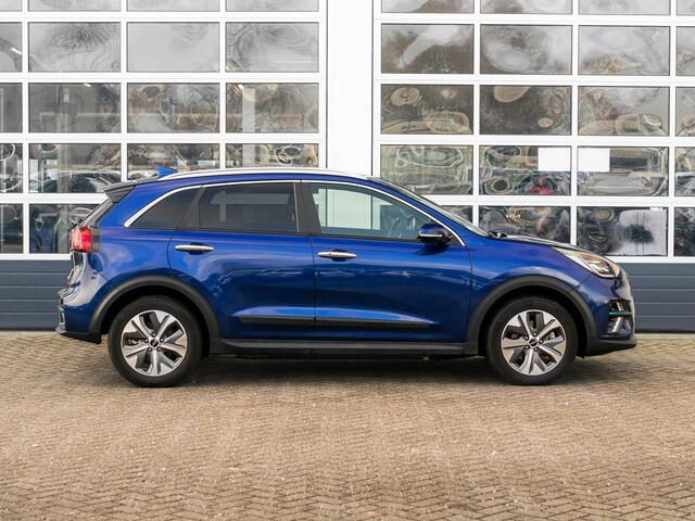 KIA e-Niro DynamicPlusLine 64 kWh | Apple Carplay/Android auto | Cruise control adaptief | Climate controle | Elektrisch schuifdak | Keyless start en entry | Full map navigatie | voorstoelen en stuur verwarmd.