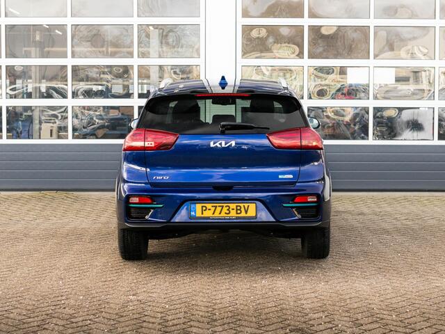 KIA e-Niro DynamicPlusLine 64 kWh | Apple Carplay/Android auto | Cruise control adaptief | Climate controle | Elektrisch schuifdak | Keyless start en entry | Full map navigatie | voorstoelen en stuur verwarmd.