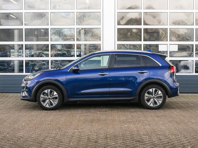 KIA e-Niro DynamicPlusLine 64 kWh | Apple Carplay/Android auto | Cruise control adaptief | Climate controle | Elektrisch schuifdak | Keyless start en entry | Full map navigatie | voorstoelen en stuur verwarmd.
