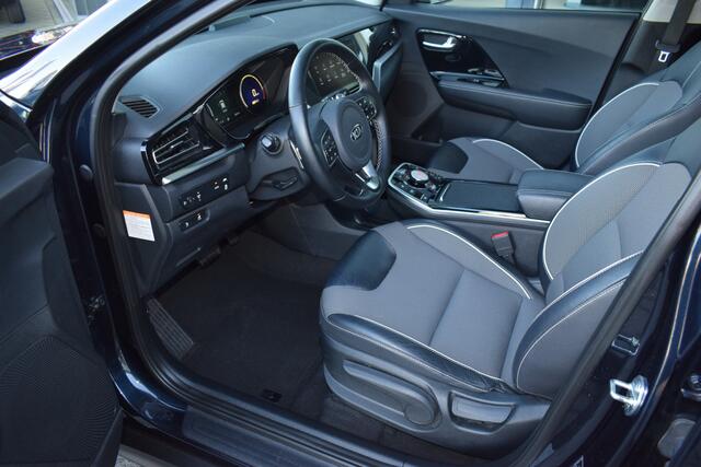 KIA e-Niro DynamicPlusLine 64kWh 3-Fase ECC Cr.Control-Adapt. 10"Navi+Camera BT+USB Stoel+Stuurverw. SK-dak PrivacyGlas PDC Tot 10jr. Kia-Garantie