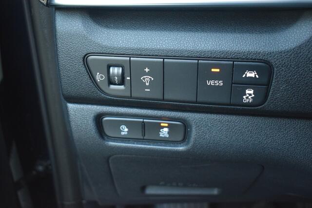 KIA e-Niro DynamicPlusLine 64kWh 3-Fase ECC Cr.Control-Adapt. 10"Navi+Camera BT+USB Stoel+Stuurverw. SK-dak PrivacyGlas PDC Tot 10jr. Kia-Garantie