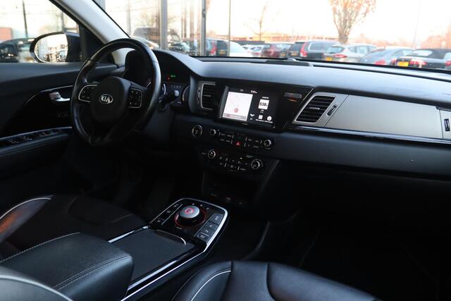 KIA e-Niro EXECUTIVE 64 kWh | LEDER | AD.CRUISE | MEMORY | STOELVERW. | KEY-LESS | CAMERA | ORIG NL