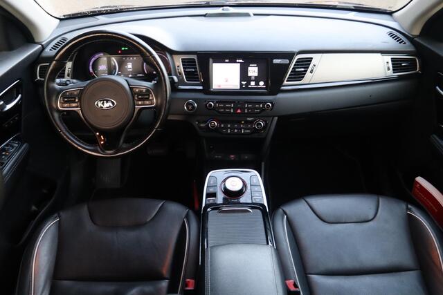 KIA e-Niro EXECUTIVE 64 kWh | LEDER | AD.CRUISE | MEMORY | STOELVERW. | KEY-LESS | CAMERA | ORIG NL