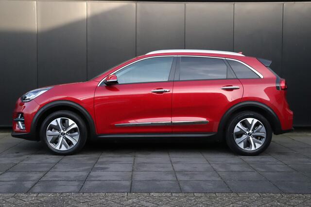 KIA e-Niro DynamicPlusLine 64 kWh 204 PK | LEDER | SCHUIFDAK | JBL | STOEL/STUURVERW. | CAMERA | STOELVERK. | NAVI |