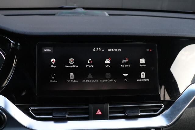 KIA e-Niro DynamicPlusLine 64 kWh 204 PK | LEDER | SCHUIFDAK | JBL | STOEL/STUURVERW. | CAMERA | STOELVERK. | NAVI |