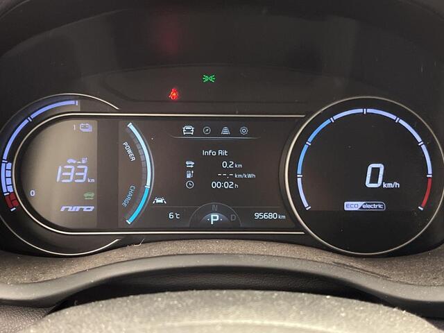 KIA e-Niro ExecutiveLine 64 kWh NL AUTO | SOH 100% | LEDER |