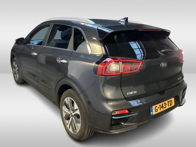 KIA e-Niro ExecutiveLine 64 kWh / Camera / Leder / Keyless / Stoelventilatie / Navigatie / Dodehoek / DAB / Cruise Control