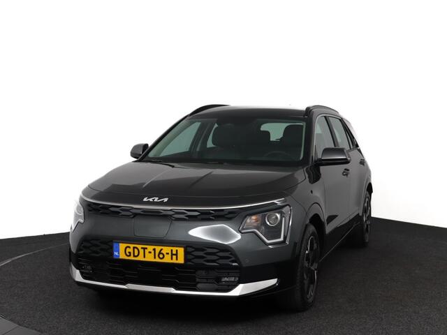 KIA e-Niro EV DynamicLine 64.8 kWh - Nu of nooit ¤ 5.000,- korting! - Navigatie - Apple Carplay/Android Auto - Parkeersensoren voor en achter - Fabrieksgarantie tot 2031