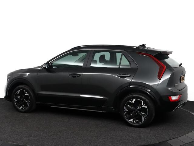 KIA e-Niro EV DynamicLine 64.8 kWh - Nu of nooit ¤ 5.000,- korting! - Navigatie - Apple Carplay/Android Auto - Parkeersensoren voor en achter - Fabrieksgarantie tot 2031