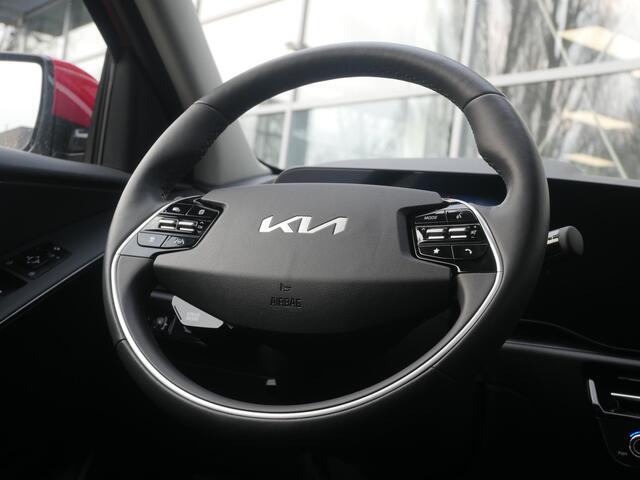 KIA e-Niro EV DynamicPlusLine 64.8 kWh | Clima | Carplay | Camera | Schuif-kanteldak |
