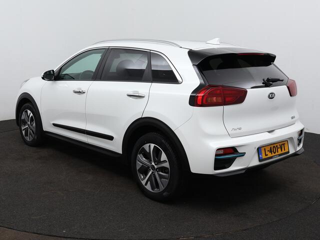 KIA e-Niro DynamicPlusLine 64 kWh | Navigatie | Schuifdak | LED | Stuur-/Stoelverwarming |