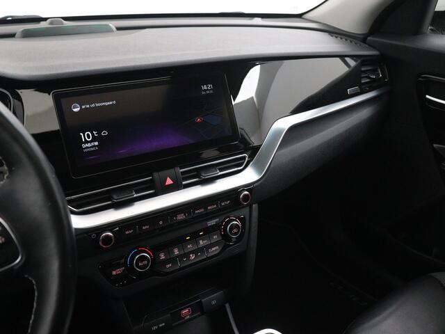 KIA e-Niro DynamicPlusLine 64 kWh | Navigatie | Schuifdak | LED | Stuur-/Stoelverwarming |