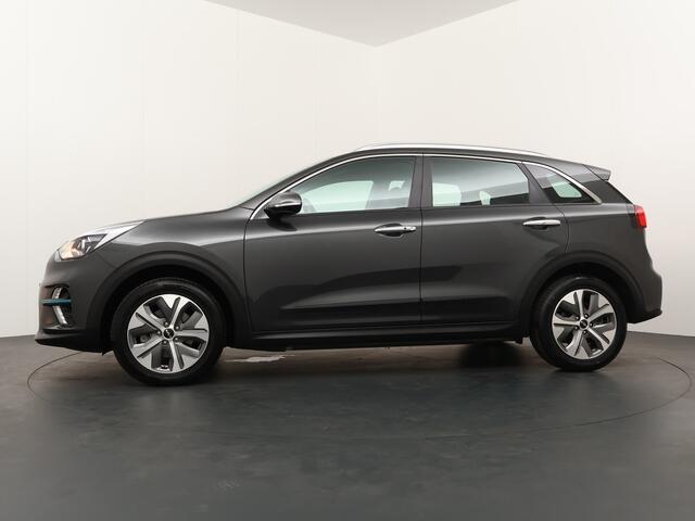 KIA e-Niro DynamicLine 64 kWh - Navigatie - Camera - Climate control - Apple Carplay/Android Auto - Fabrieksgarantie tot 07-2029