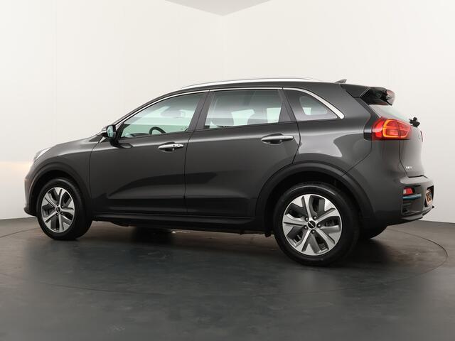 KIA e-Niro DynamicLine 64 kWh - Navigatie - Camera - Climate control - Apple Carplay/Android Auto - Fabrieksgarantie tot 07-2029