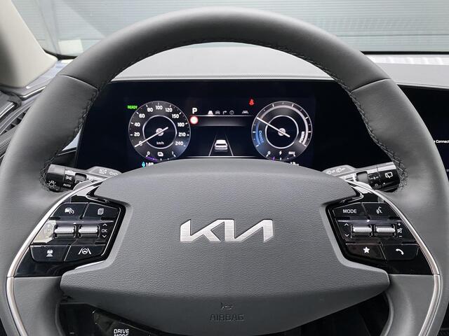 KIA e-Niro EV Air 64.8 kWh DIRECT LEVERBAAR!!! | Lease vanaf | ¤599,- p/m! VOORRAAD ACTIE!! | Camera | Adaptive Cruise | Stoelverwarming |