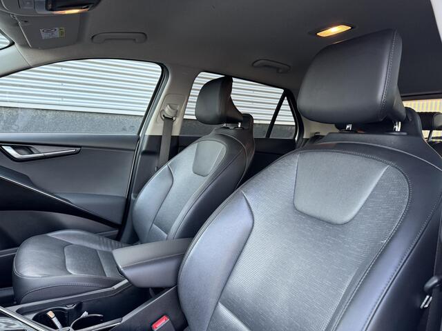 KIA e-Niro EV DynamicPlusLine 64.8 kWh Trekhaak, Lederen bekleding, Stoel- & Stuurwielverwarming, Dodehoekdetectie, Elektrische bestuurdersstoel, Elek. achterklep