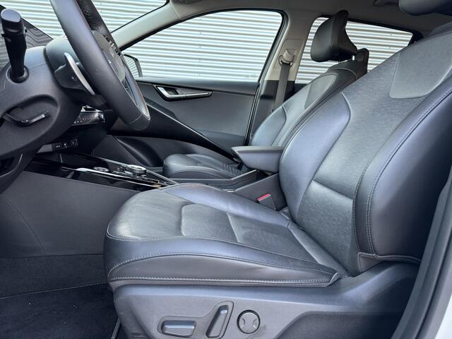 KIA e-Niro EV DynamicPlusLine 64.8 kWh Trekhaak, Lederen bekleding, Stoel- & Stuurwielverwarming, Dodehoekdetectie, Elektrische bestuurdersstoel, Elek. achterklep