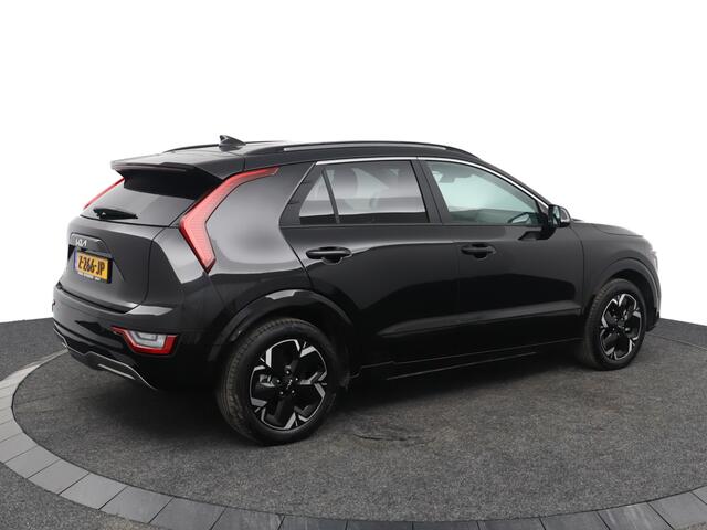 KIA e-Niro EV Edition Advanced 64.8 kWh - Stoel-/stuurverwarming - Navigatie - Cruise Control - Climate Control - Keyless - Fabrieksgarantie tot 04-2031