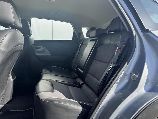 KIA e-Niro DynamicLine 64 kWh / Climate controle / Apple Carplay/Android Auto / Cruise Control / Navigatie / Lederen/stof Bekleding /