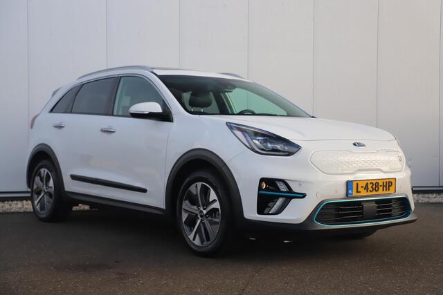 KIA e-Niro DynamicPlusLine 39 kWh Schuifdak Keyless Half Leder Navigatie Achteruitrijcamera Stuur & Stoelverwarming Carplay Android