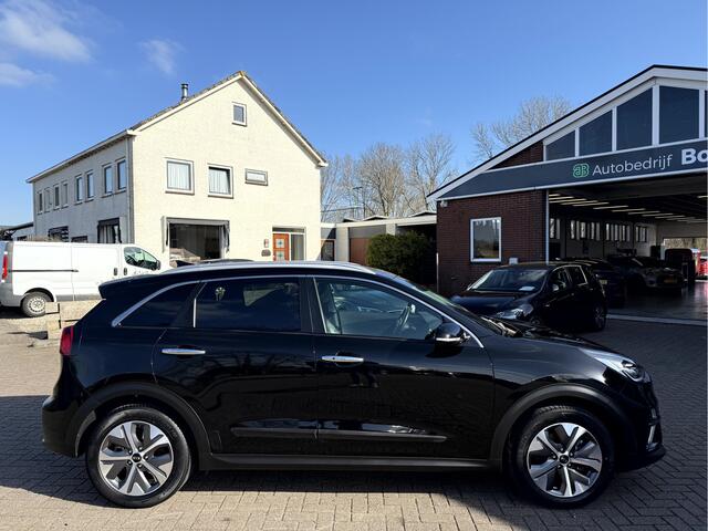 KIA e-Niro ExecutiveLine 64 kWh Leer, Camera, Stoel/Stuur Verwarming