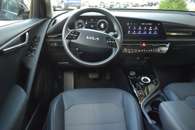 KIA e-Niro EV DynamicLine 64.8 kWh ECC Cr.Control-Adapt. Navi+Camera BT+USB Keyless Trekhaak 17"LMV PDC Tot 10jr. Kia-Garantie