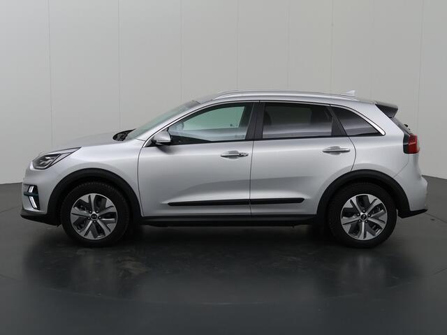 KIA e-Niro ExecutiveLine 64 kWh | Lederen Bekleding | JBL Audio | Dodehoekdetectie | Stoel/Stuurwielverwarming | Stoelventilatie | Elektrisch bedienbare bestuurdersstoel met geheugenfunctie