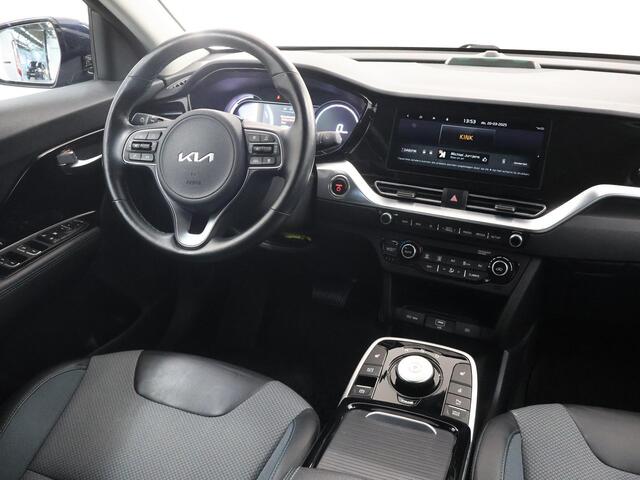KIA e-Niro Edition 64 kWh | Stoel/Stuurwielverwarming | Navigatie | Parkeercamera | Climate control |