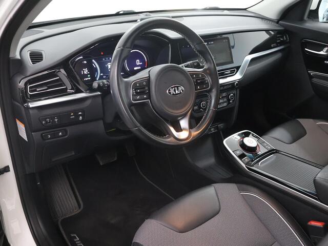 KIA e-Niro DynamicLine 64 kWh | Adaptieve Cruise Control | Navigatie | Parkeercamera | Climate control |