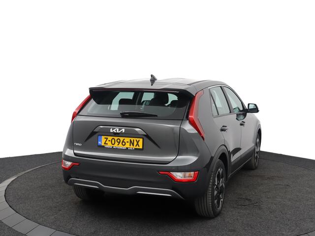KIA e-Niro EV Light Edition 64.8 kWh - Navigatie - Climate Control - Apple Carplay/Android Auto - Fabrieksgarantie tot 05-2031