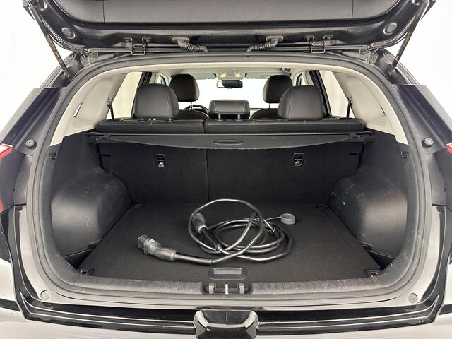 KIA e-Niro DynamicLine 64 kWh (INCL-BTW) Aut. *LEATHER-MICROFIBRE | NAVI-FULLMAP | DAB | ADAPT.CRUISE | CAMERA | COMFORT-SEATS | KEYLESS | DIGI-COCKPIT | SHIFT-PADDLES | HEATED-SEATS | CARPLAY | LANE-ASSIST | 17"ALU*