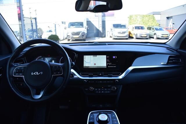KIA e-Niro DynamicPlusLine 64 kWh | SCHUIF/KANTELDAK | CAMERA | TREKHAAK | STUUR/STOELVERWARMING | CRUISE CONTROL | CLIMATE CONTROL | PDC | LMV