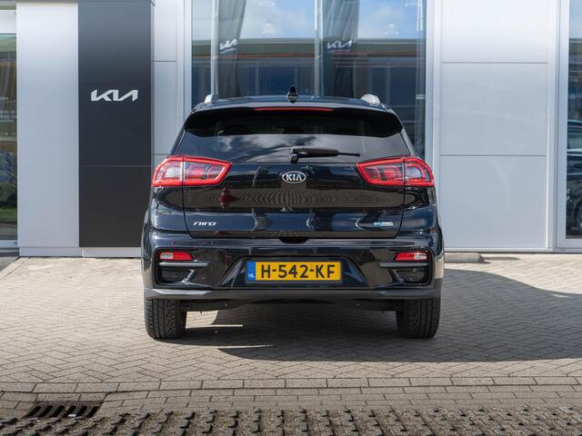 KIA e-Niro ExecutiveLine 64 kWh | Stoel en Stuur verwarming | Stoel ventilatie | Navigatie |