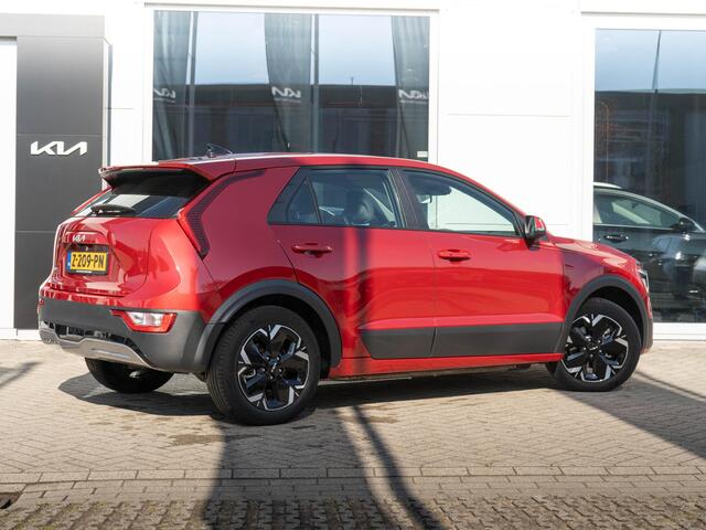 KIA e-Niro EV Light Edition 64.8 kWh | Navigatie | Achteruitrijcamera | Airco | Cruise control Adaptieve |