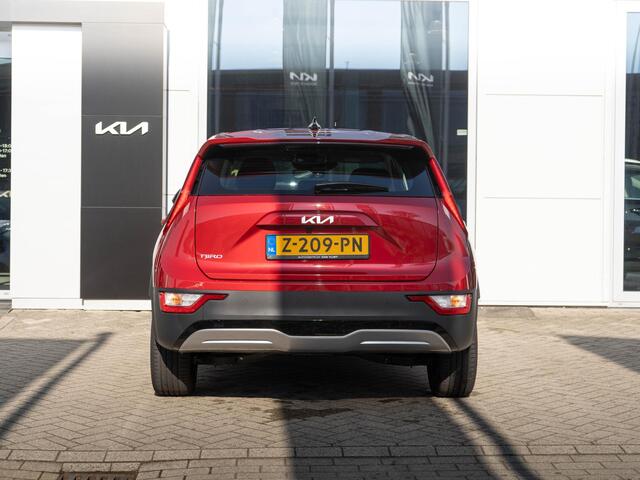 KIA e-Niro EV Light Edition 64.8 kWh | Navigatie | Achteruitrijcamera | Airco | Cruise control Adaptieve |