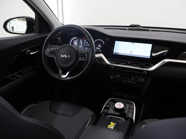 KIA e-Niro DynamicPlusLine 64 kWh | Panoramadak | Stoel/Stuurwielverwarming | Adaptieve Cruise Control | Keyless Go | LED Koplampen |