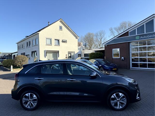 KIA e-Niro DynamicLine 64 kWh Camera, Stoel/Stuur Verwarming, App Connect