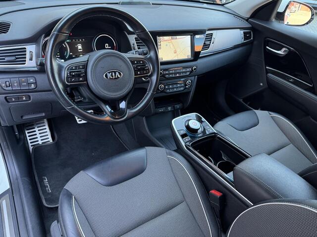 KIA e-Niro DynamicLine 64 kWh | Navigatie | Camera | Apple Carplay/Android Auto | JBL Audio | Adapt. Cruise Control | Keyless Entry | Rijklaarprijs!