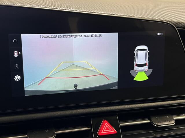 KIA e-Niro EV Light Edition 64.8 kWh | Navigatie/Android/Apple Carplay | LM Velgen 17" | Cruise Control Adaptief | Trekhaak | Achteruitrijcamera |