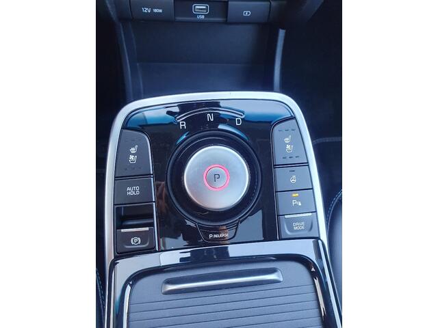 KIA e-Niro ExecutiveLine 64 kWh Navigatie, Leder, Schuifdak, Stoel/Stuurverwarming, Adaptive Cruisecontrol, Climate Control