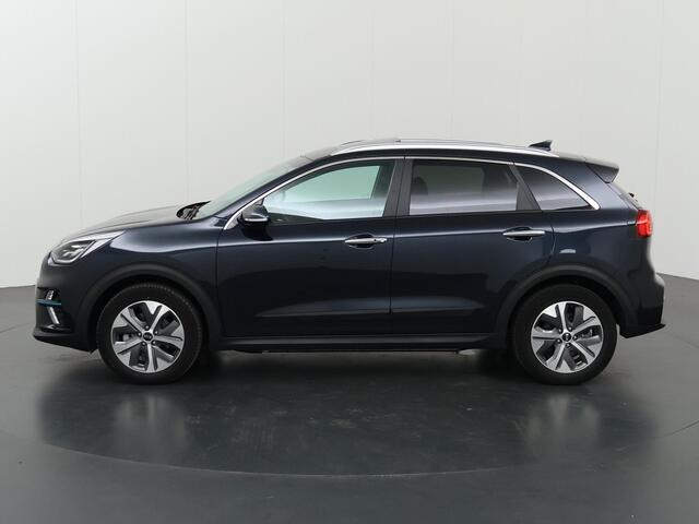 KIA e-Niro ExecutiveLine 64 kWh | Lederen Bekleding | JBL Audio | Dodehoekdetectie | Stoel/Stuurwielverwarming | Stoelventilatie | Elektrisch bedienbare bestuurdersstoel met geheugenfunctie