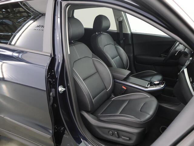 KIA e-Niro ExecutiveLine 64 kWh | Lederen Bekleding | JBL Audio | Dodehoekdetectie | Stoel/Stuurwielverwarming | Stoelventilatie | Elektrisch bedienbare bestuurdersstoel met geheugenfunctie