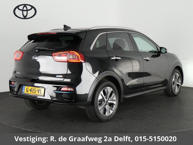 KIA e-Niro ExecutiveLine 64 kWh 400 km. actieradius! | Navigatie | Lederen bekleding |
