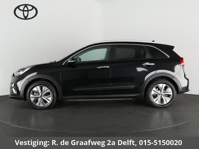 KIA e-Niro ExecutiveLine 64 kWh 400 km. actieradius! | Navigatie | Lederen bekleding |