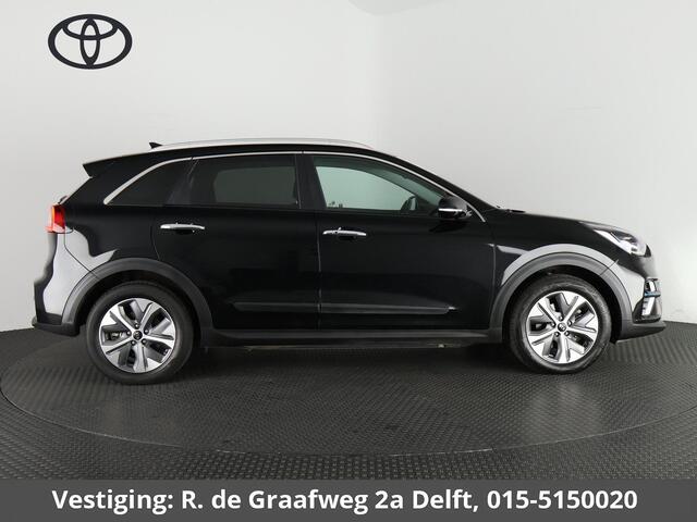 KIA e-Niro ExecutiveLine 64 kWh 400 km. actieradius! | Navigatie | Lederen bekleding |