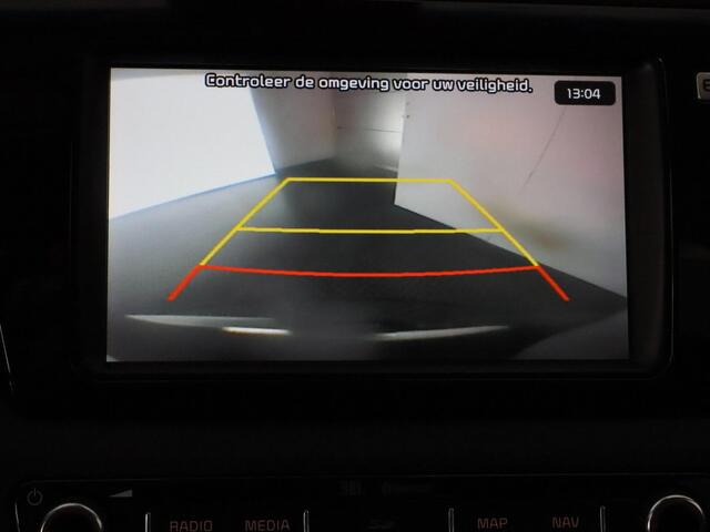 KIA e-Niro ExecutiveLine 64 kWh 400 km. actieradius! | Navigatie | Lederen bekleding |