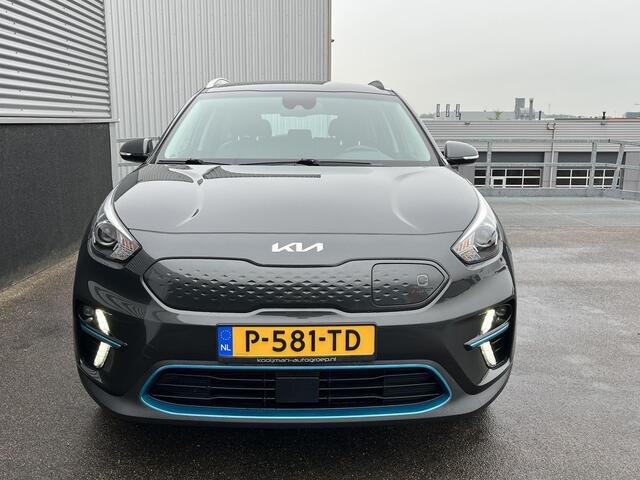 KIA e-Niro DynamicLine 64 kWh Navigatie, Achteruitrijcamera, parkeersensoren, Nieuw geleverd en dealeronderhouden, 1e eign. BTW-auto