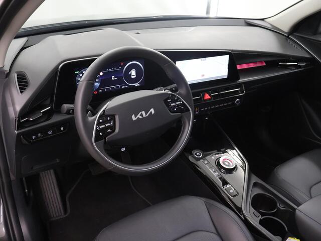 KIA e-Niro EV DynamicPlusLine 64.8 kWh | Panoramadak | Stoel/Stuurwielverwarming | Head-Up Display | Dodehoek detectie |